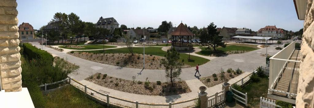 Apartament Les Alises Merville-Franceville-Plage Zewnętrze zdjęcie