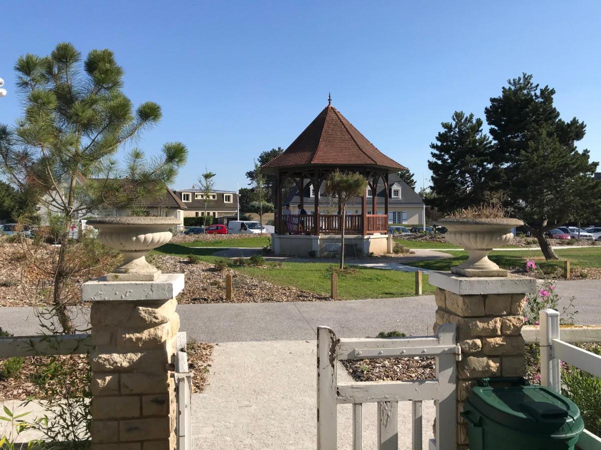 Apartament Les Alises Merville-Franceville-Plage Zewnętrze zdjęcie